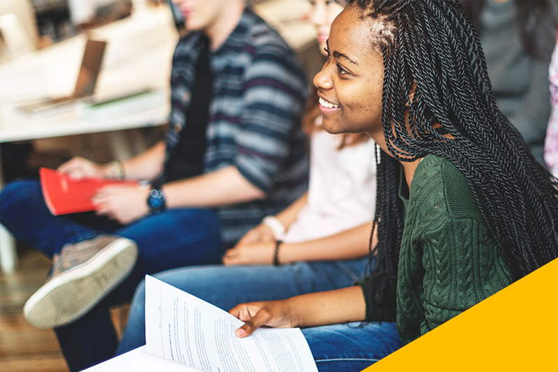 Spanish PLUS course · Seville Abroad